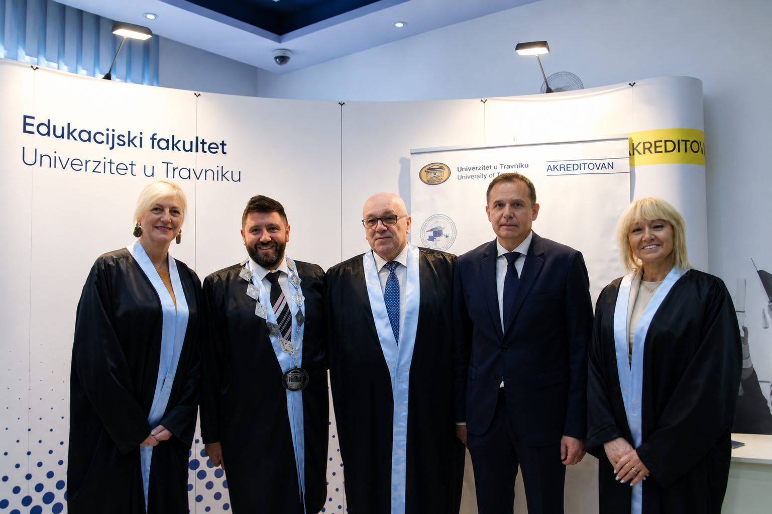 Akademska promocija i predstavnici Univerziteta u Travniku